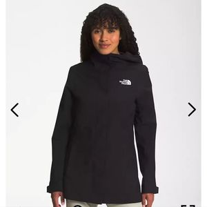 The North Face City Breeze Rain jacket sz small
